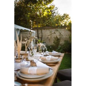 CHEMIN DE TABLE JUTE CENTRE EN DENTELLE 28CMX3M