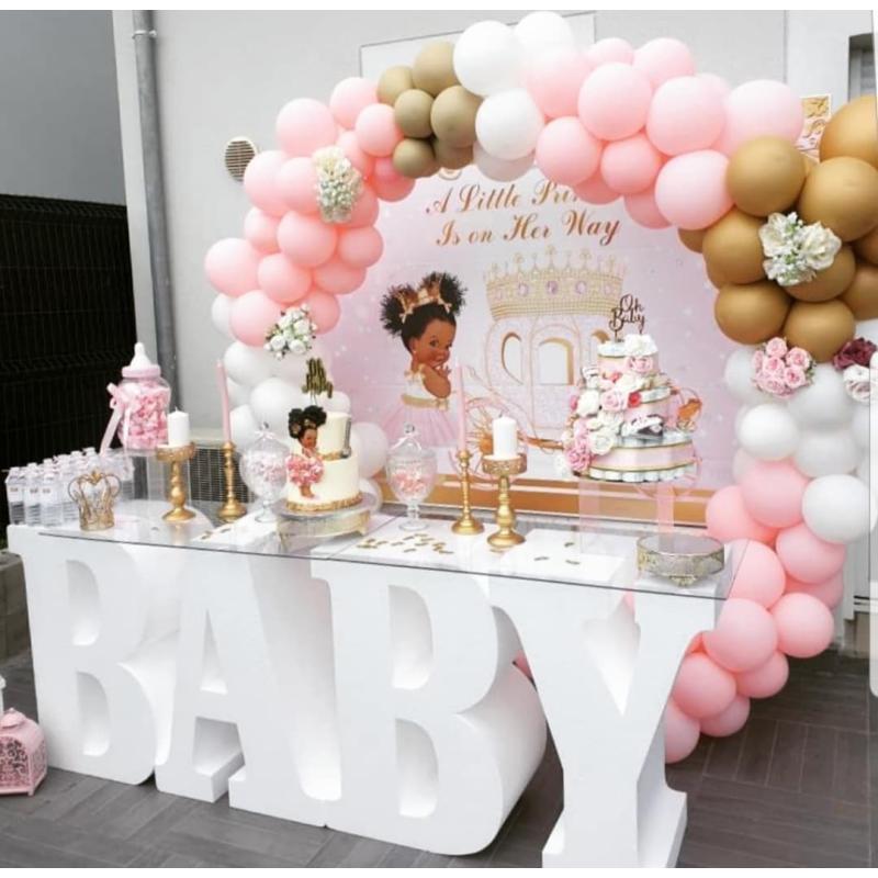 Lettre Géante " BABY " (plaque en verre non fournie)