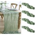 Chemin de table gaze de coton vert sauge 4m x 0,90 m